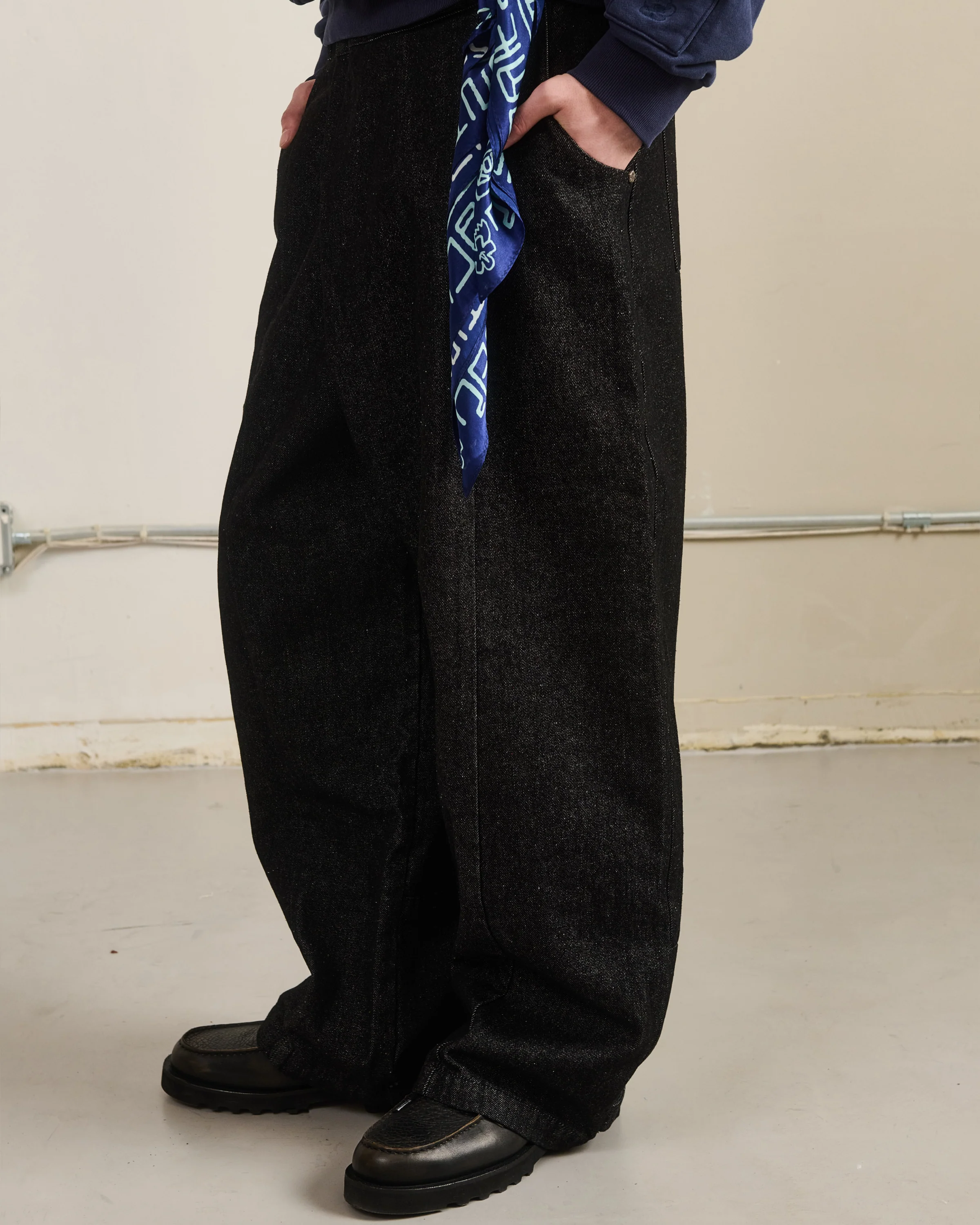 BLACK HANBOK DENIM PANTS - Image 3