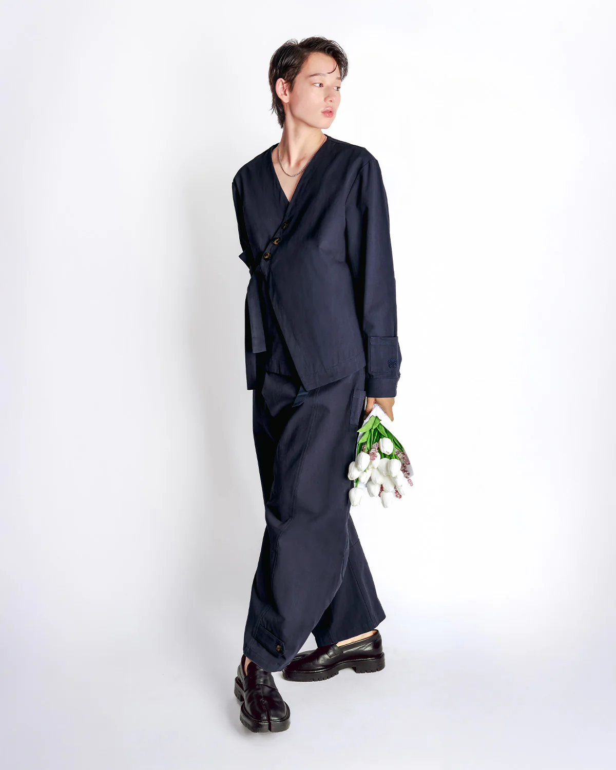 NAVY HANBOK BALLOON PANTS - Image 14