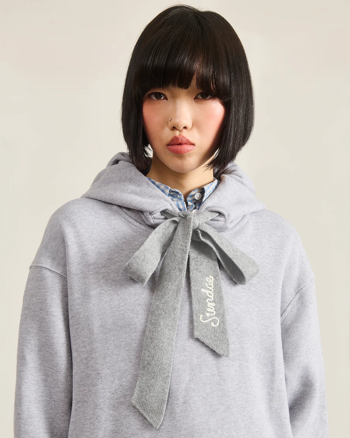HEATHER GREY KNIT TIE HOODIE - Image 13