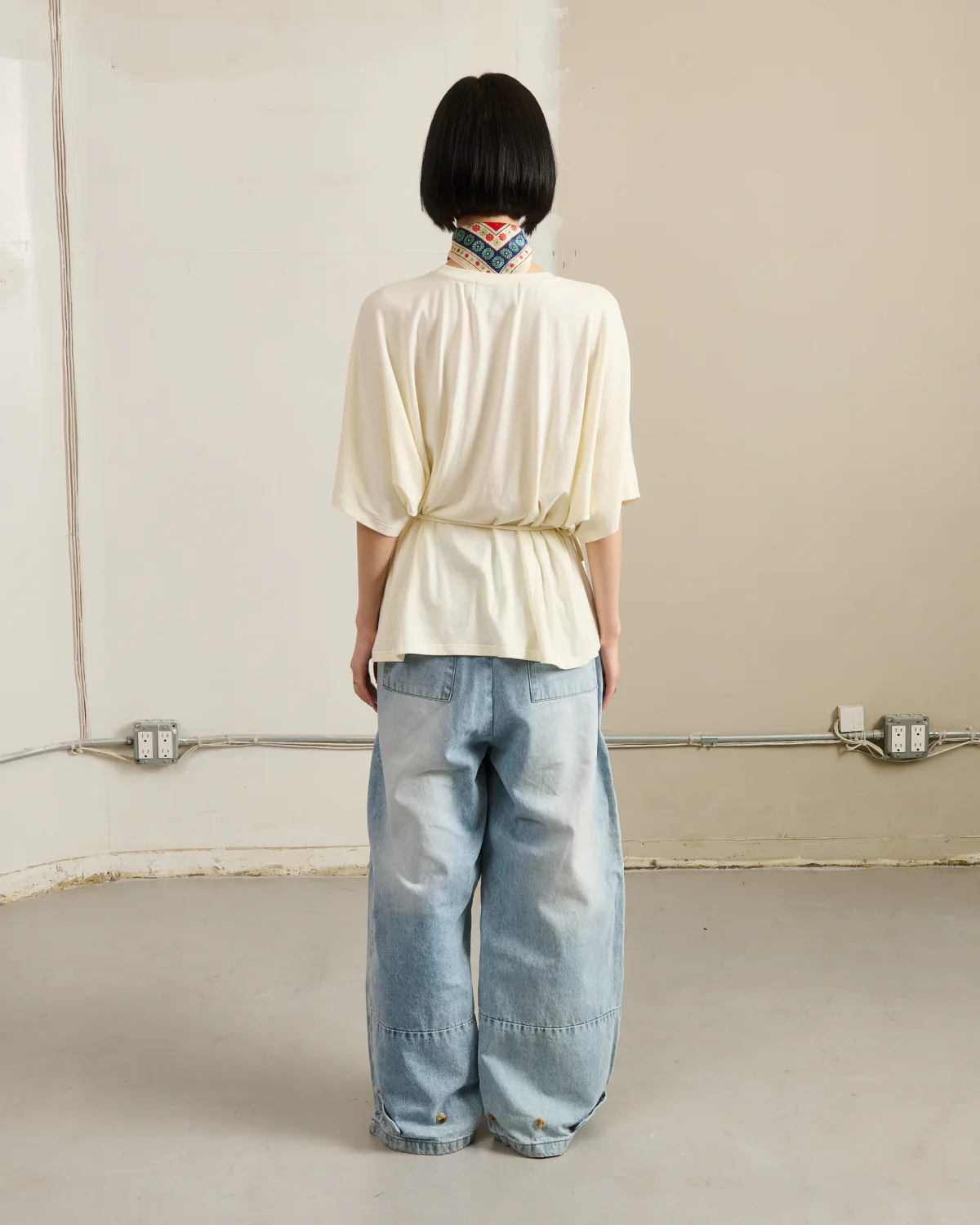 IVORY BAERAE T-SHIRT - Image 4