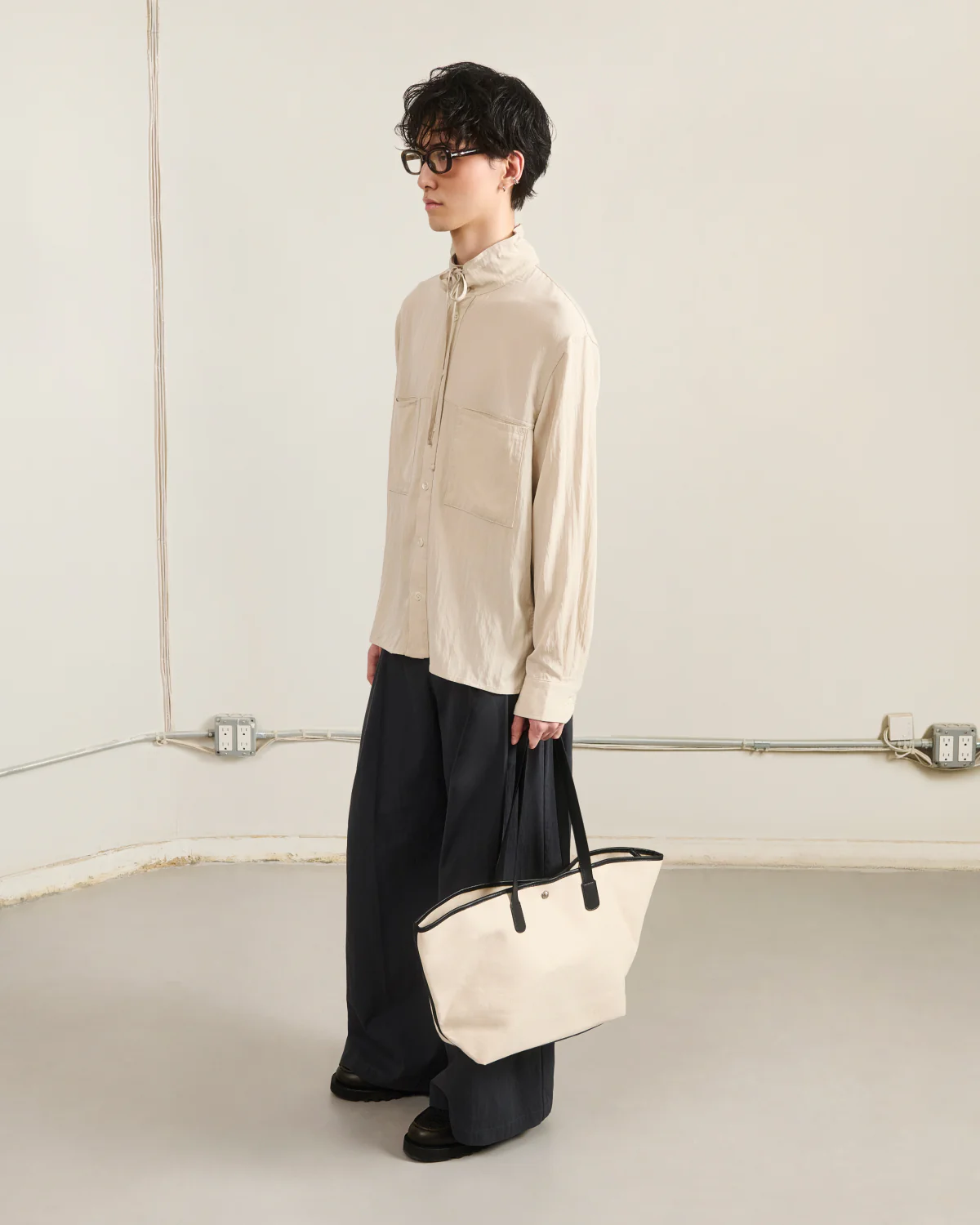 IVORY HIGH NECK TIE SHIRT - Image 3
